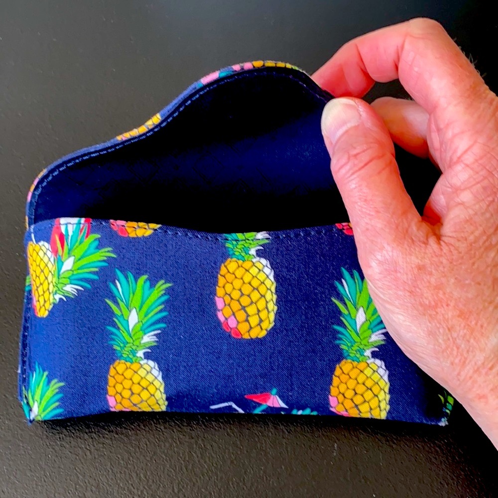 Vera Bradley Pineapple Pattern Sunglass/Eyeglass Case - Picture 2 of 3